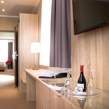 Schloss Breitenfeld & Tagung Hotel 4*