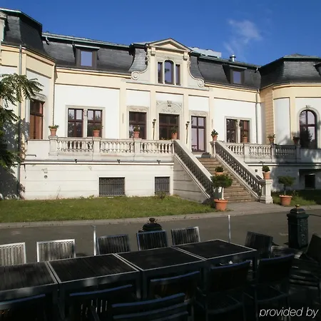 Schloss Breitenfeld & Tagung 4*